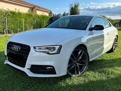 Begagnad Audi A5 S-line plus 190 HK (139 kW) 2016 Vit Sportkupé