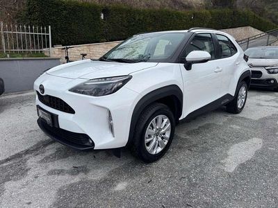 Usata Toyota Yaris Cross Active 92 CV (67 kW) 2025 Bianco SUV