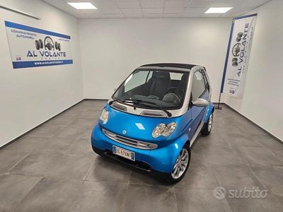 Usata Smart ForTwo Cabrio Passion 61 CV (44 kW) 2007 Blu Cabrio