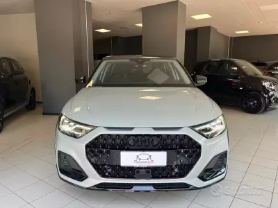 Usata Audi A1 110 CV (80 kW) 2023 Grigio SUV