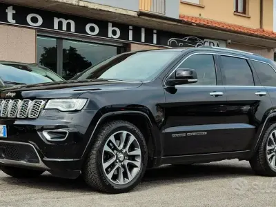 Używany Jeep Grand Cherokee Overland 250 KM (183 kW) 2018 Czarny SUV