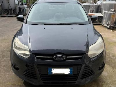 Usata Ford Focus Titanium 2011 Blu Station wagon