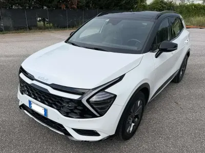Usata Kia Sportage GT-Line 179 CV (131 kW) 2024 Bianco SUV