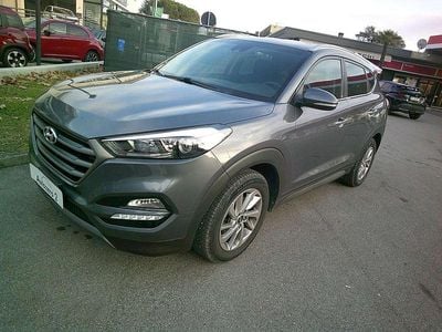 Usata Hyundai Tucson Xpossible 132 CV (97 kW) 2016 Grigio SUV