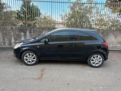 Usata Opel Corsa 80 CV (58 kW) 2006 Nero Utilitaria