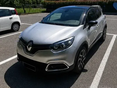 Usata Renault Captur Intens 90 CV (66 kW) 2017 Grigio SUV