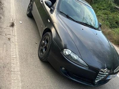 Usata Alfa Romeo 147 120 CV (88 kW) 2007 Nero Utilitaria
