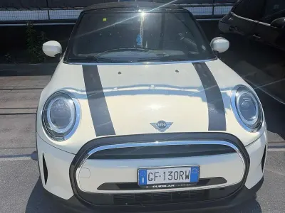 Usata Mini Cooper Cabriolet Classic 136 CV (100 kW) 2021 Beige Cabrio