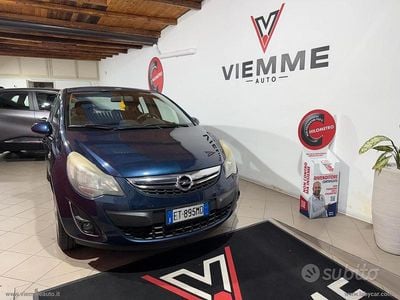 Usata Opel Corsa Edition 85 CV (62 kW) 2014 Blu Utilitaria
