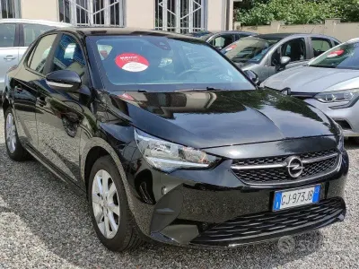Usata Opel Corsa Elegance 75 CV (55 kW) 2022 Nero metallizzato Utilitaria