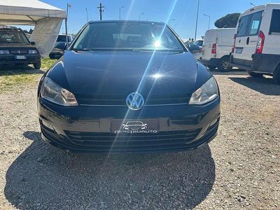 Begagnad VW Golf VII Comfortline 105 HK (77 kW) 2013 Svart Sedan