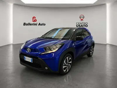 Nuova Toyota Aygo Trend 72 CV (52 kW) 2025 Blu/azzurro Utilitaria