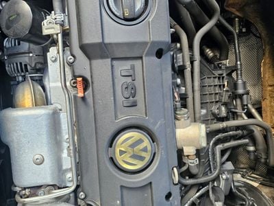 Usata VW Golf VI 122 CV (89 kW) 2010 Grigio Utilitaria