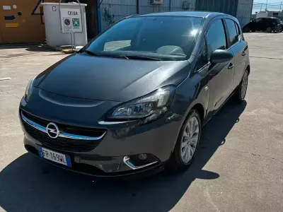 Usata Opel Corsa 75 CV (55 kW) 2018 Grigio Utilitaria