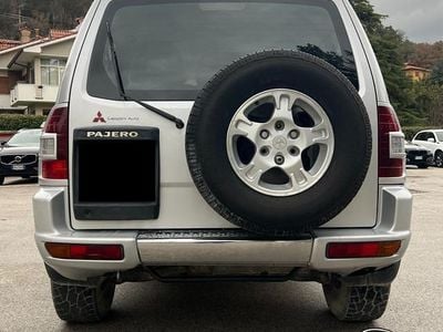 Usata Mitsubishi Pajero 115 CV (84 kW) 2002 Argento SUV