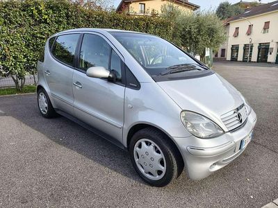 Usata Mercedes A160 Elegance 102 CV (75 kW) 2002 Argento Monovolume