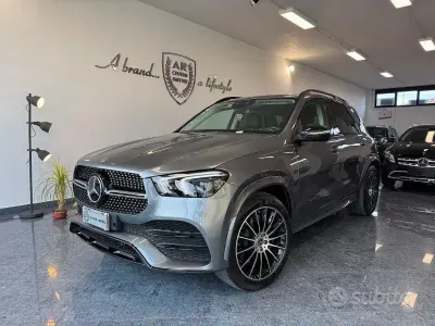 Usata Mercedes GLE300 Premium 245 CV (180 kW) 2021 Grigio selenite SUV