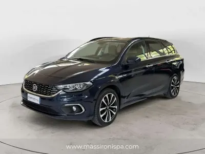 Usata Fiat Tipo Lounge 120 CV (88 kW) 2018 Blu/azzurro Station wagon