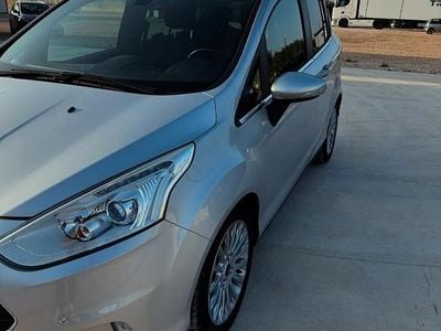 Begagnad Ford B-MAX 100 HK (73 kW) 2013 Grå Minibuss