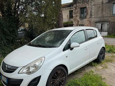 Gebraucht Opel Corsa 60 PS (44 kW) 2012 Weiß Kleinwagen