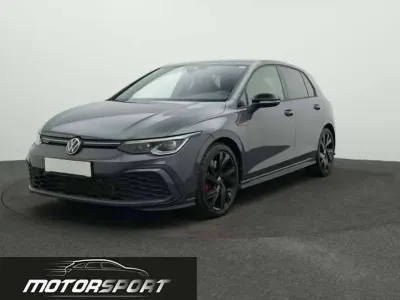 Usata VW Golf VIII Style 245 CV (180 kW) 2024 Dolphin grey Berlina
