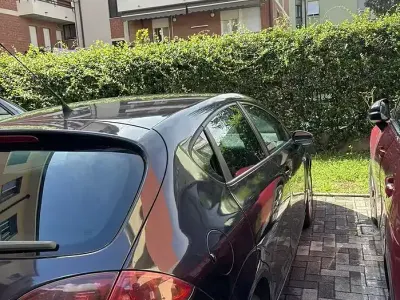 Usata Seat Leon 140 CV (102 kW) 2006 Nero Utilitaria