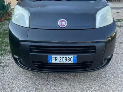 Usata Fiat Qubo Trekking 95 CV (69 kW) 2013 Nero Monovolume