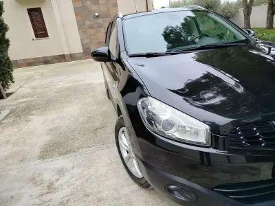 Usata Nissan Qashqai N-TEC 110 CV (80 kW) 2011 Nero SUV