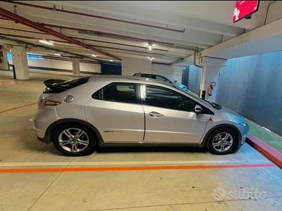 Usata Honda Civic 99 CV (72 kW) 2011 Grigio Utilitaria