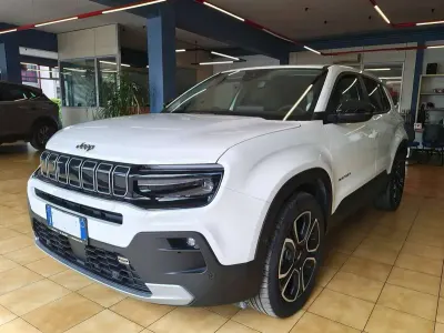 Occasion Jeep Avenger Summit 101 PK (74 kW) 2024 Wit SUV