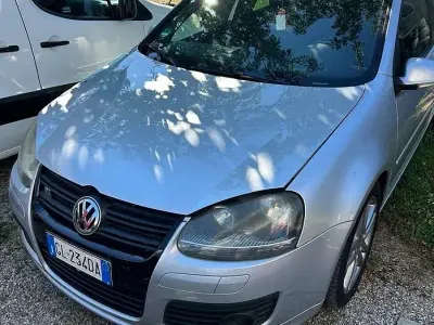 Usata VW Golf VI 170 CV (125 kW) 2008 Grigio Utilitaria
