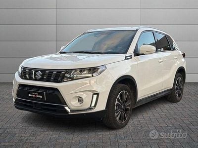 Usata Suzuki Vitara 116 CV (85 kW) 2024 Bianco SUV