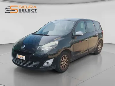 Usata Renault Scénic III 110 CV (80 kW) 2011 Nero vulcano Monovolume