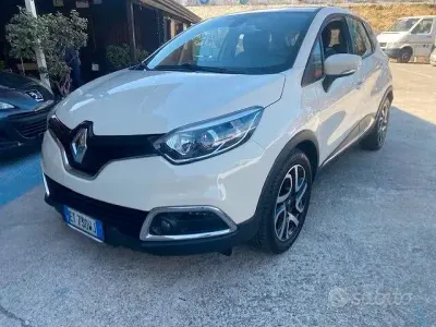 Usata Renault Captur 90 CV (66 kW) 2014 SUV