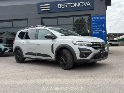 Usata Dacia Jogger Extreme 101 CV (74 kW) 2022 Grigio Monovolume