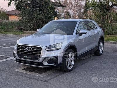 Usata Audi Q2 Admired 116 CV (85 kW) 2019 Grigio SUV