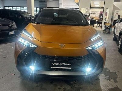 Usata Toyota C-HR Lounge 152 CV (111 kW) 2024 Sulfur/nero SUV
