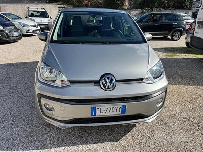 Usata VW up! Move 67 CV (49 kW) 2017 Grigio Utilitaria