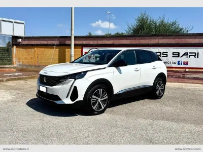 Usata Peugeot 3008 Allure 131 CV (96 kW) 2022 Bianco SUV