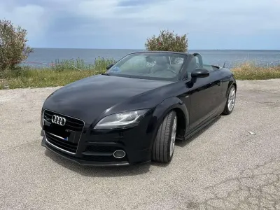 Usata Audi TT Roadster S-Line 170 CV (125 kW) 2012 Nero Cabrio