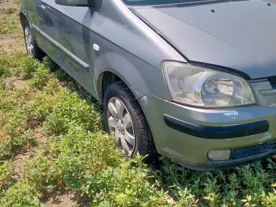 Usata Hyundai Getz Style 82 CV (60 kW) 2005 Grigio Utilitaria