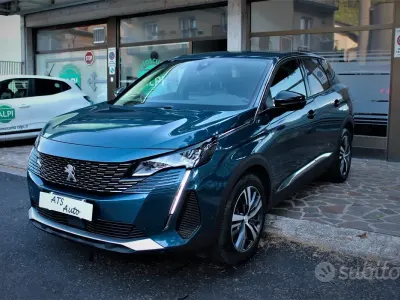 Usata Peugeot 3008 Allure 131 CV (96 kW) 2023 Blu SUV