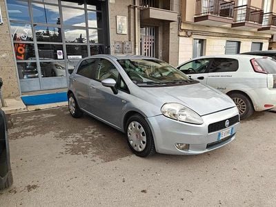 Usata Fiat Grande Punto 90 CV (66 kW) 2007 Grigio Utilitaria