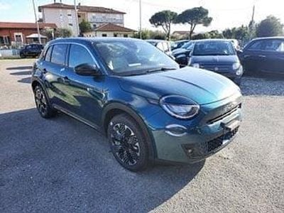 Nuova Fiat 600 La Prima 110 CV (80 kW) 2025 Verde SUV