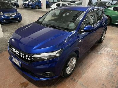 Usata Dacia Sandero Expression 101 CV (74 kW) 2023 Blu/azzurro Utilitaria