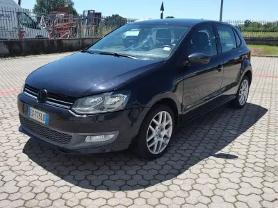 Begagnad VW Polo Trendline 75 HK (55 kW) 2014 Svart Sedan