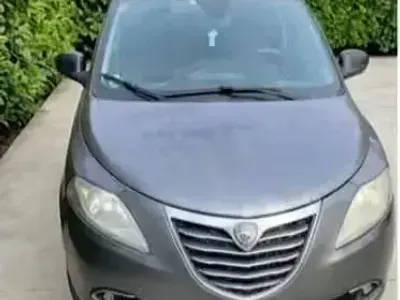 Usata Lancia Ypsilon