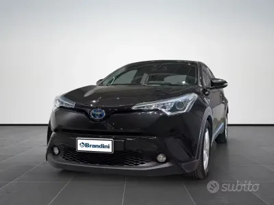 Usata Toyota C-HR Active 98 CV (72 kW) 2017 Nero cinema SUV