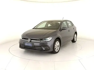 Usata VW Polo Style 95 CV (69 kW) 2025 Gray Utilitaria