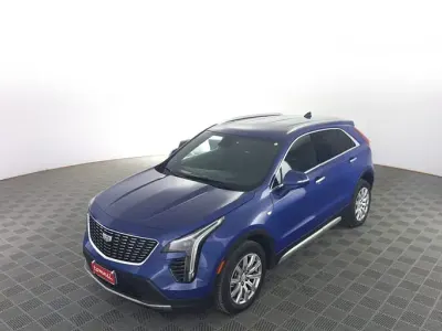 Usata Cadillac XT4 174 CV (127 kW) 2022 Blu SUV